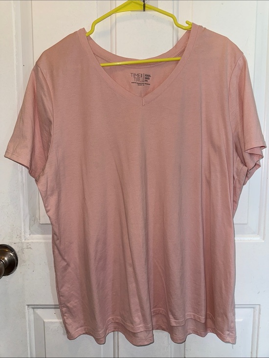 Time and Tru Tops - Time & Tru XXXL Pink V-neck